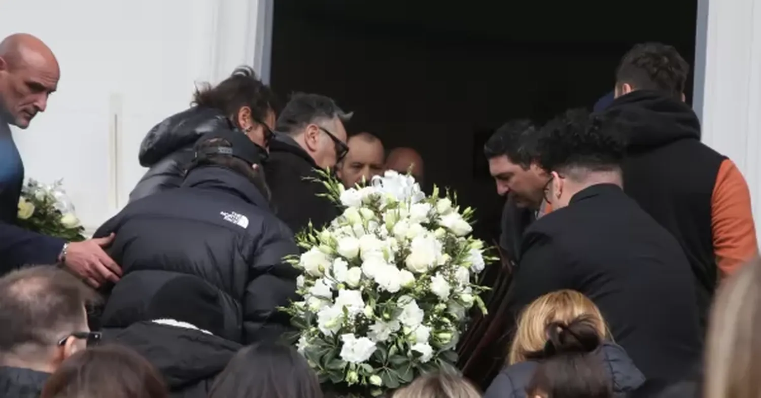 El último adiós a Silvina Luna en el Cementerio de la Chacarita