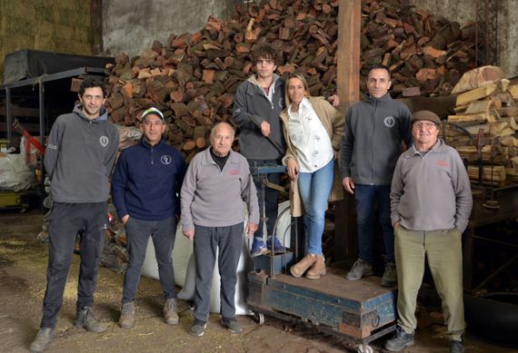 Barraca Liggerini, 50 años de trabajo y tres generaciones en la esquina de Yrigoyen y Las Heras