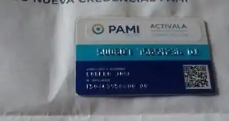 Tarjeta de Pami para entregar a su dueño