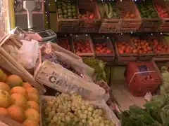 Sturzenegger anunció una nueva desregulación en la industria de las frutas