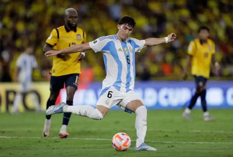 Leonardo Balerdi, defensor.