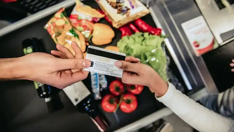 Ya estiman que la inflación de agosto se acercará al 5% y cerrará el año arriba del 50%