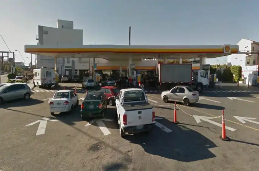 Corre riesgo la ley que prohíbe vender nafta a conductores sin casco