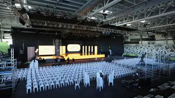 Javier Gastón y Ricardo Alfonsín en Galicia: El parque de Chascomús de Lalín tendrá una escultura dedicada a Raúl Alfonsín