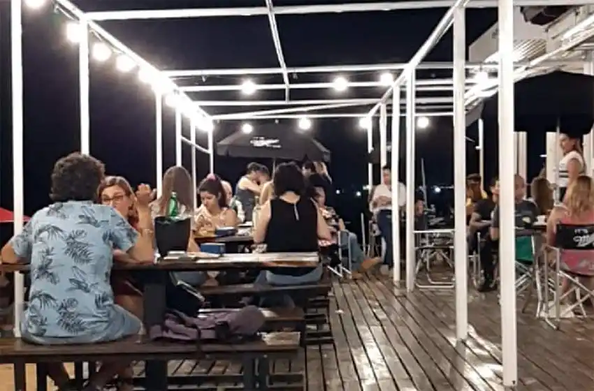 Robó en un bar de La Florida, se fue a caminar por la playa y lo detuvieron