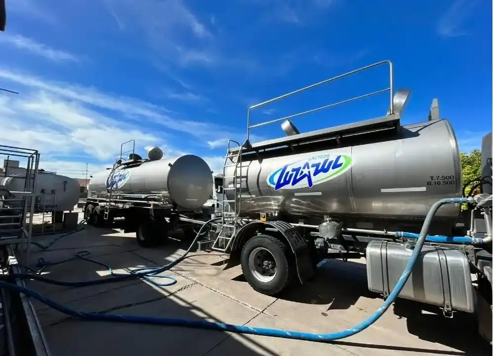 Empresa láctea Luz Azul.