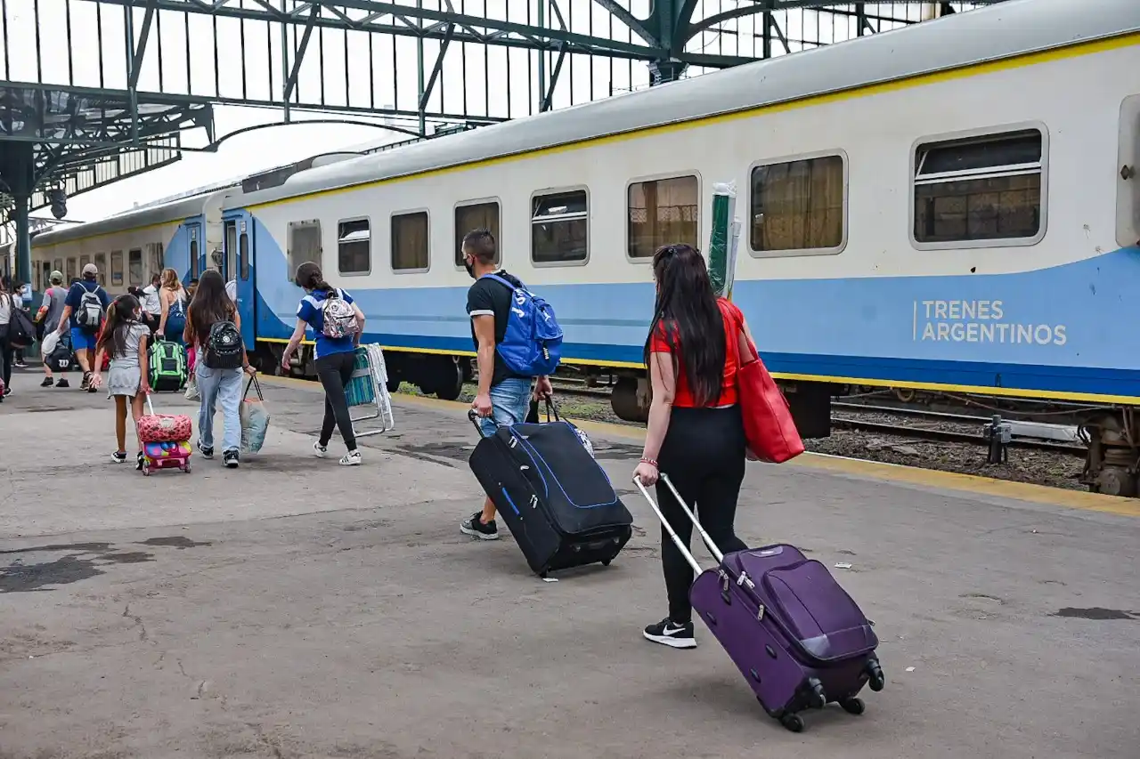 Habilitan la venta de pasajes de trenes de larga distancia para agosto