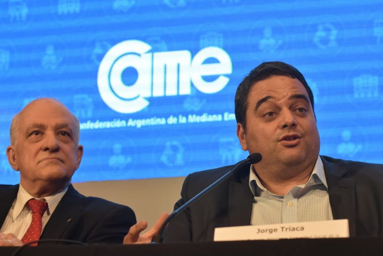 Triaca no descartó reforma laboral pero aseguró que será “por consenso”