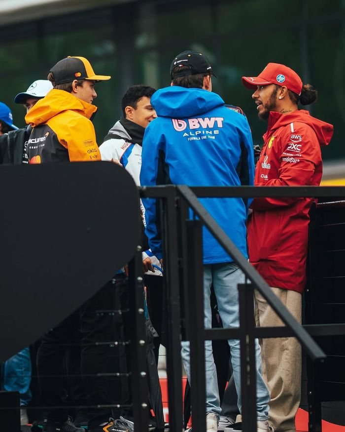 F1