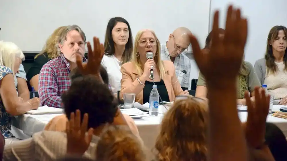 Las autoridades de la FEB.