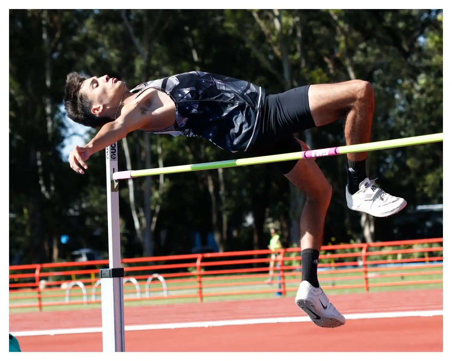 El atleta menor, Bruno Mena, uno de los destacados en el Torneo "Día de la Mujer". Foto: José Uruzuna
