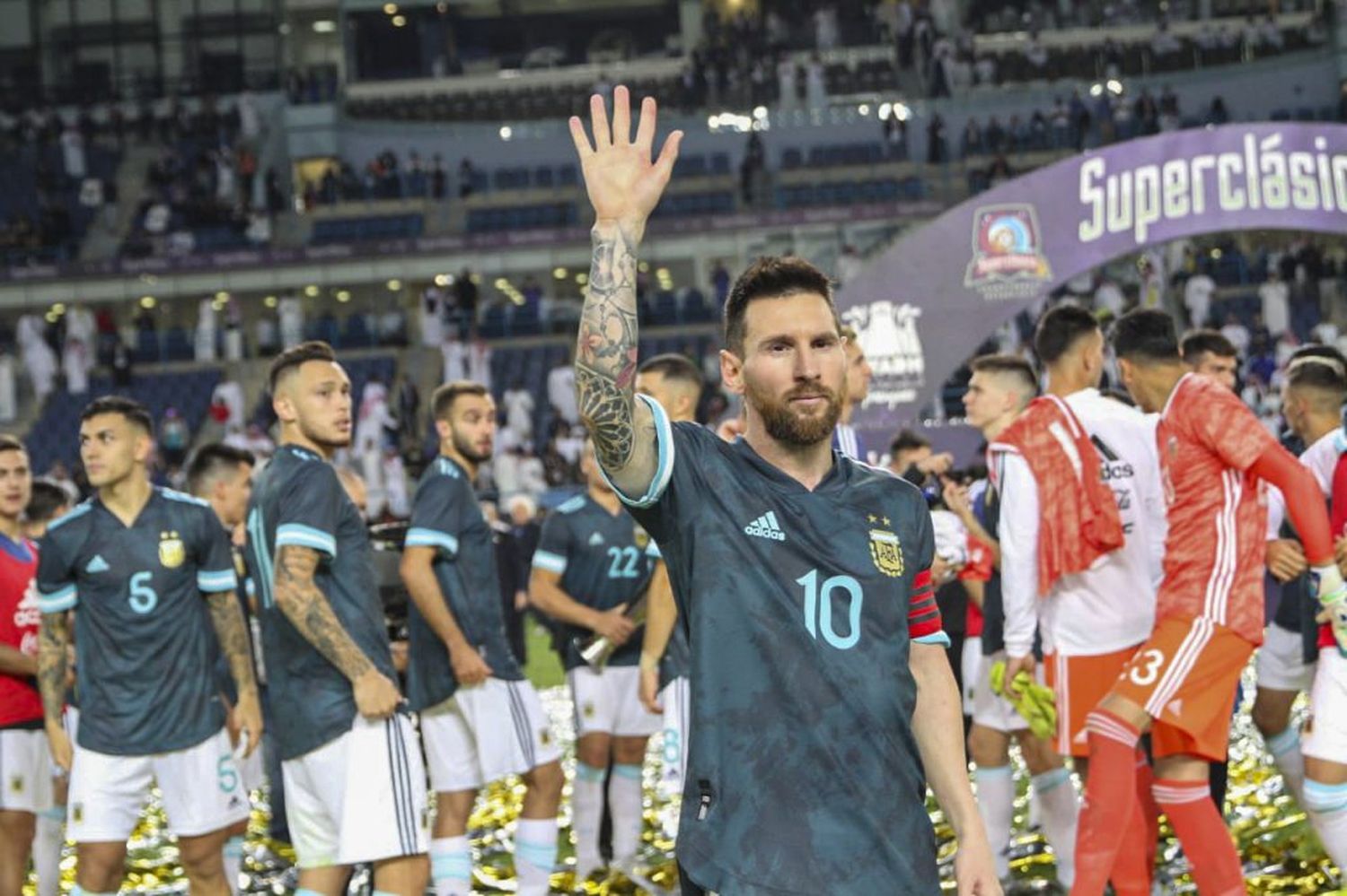 Messi, entre los once elegidos por France Football