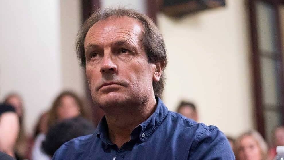 Denuncian penalmente al intendente de Carlos Casares, Daniel Stadnik, por la "inacción" frente a las inundaciones