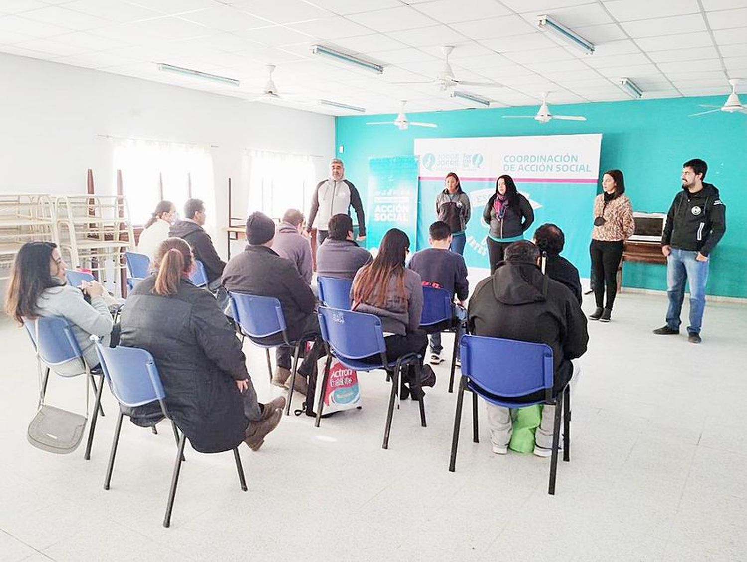 Comenzó el taller de panadería y repostería para 
personas ciegas de la Escuela de Artes y Oficios