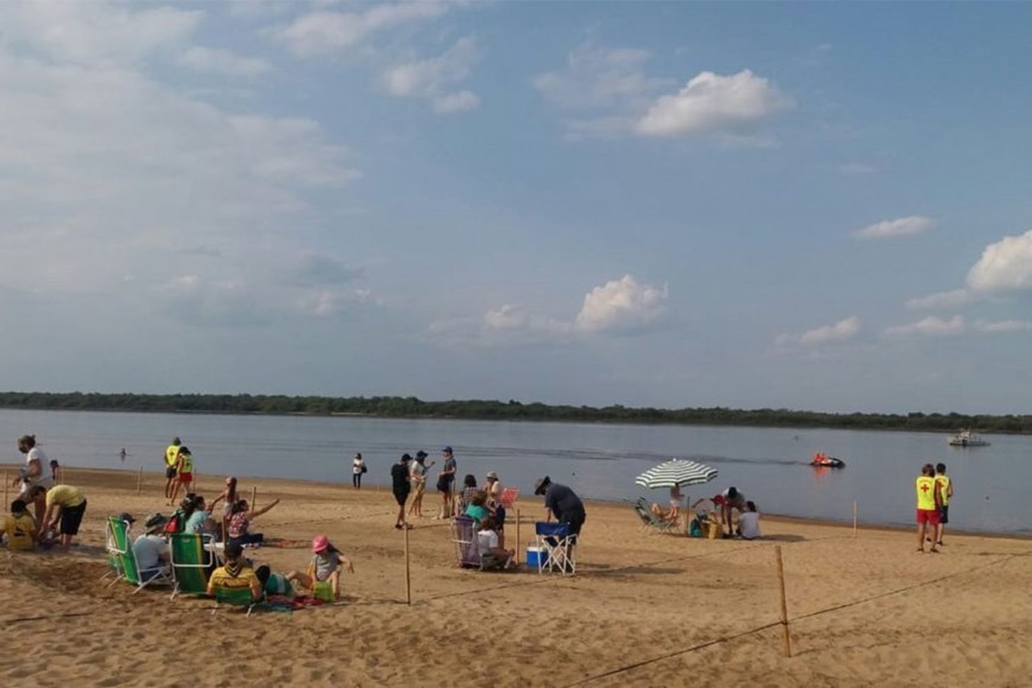 En Colón hicieron una prueba piloto sobre la actividad y los protocolos en las playas