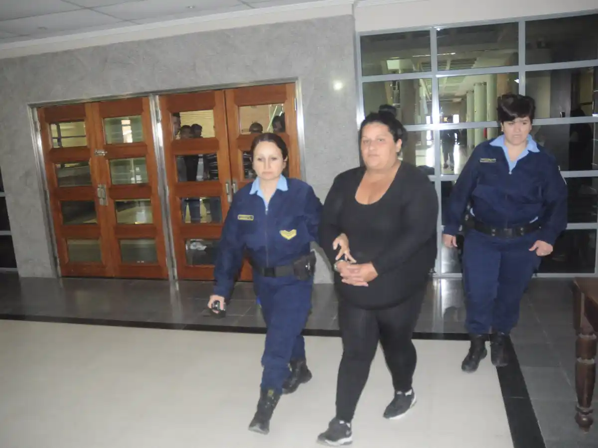 Prisión domiciliaria para la detenida por supuesta extorsión a Ferrero 