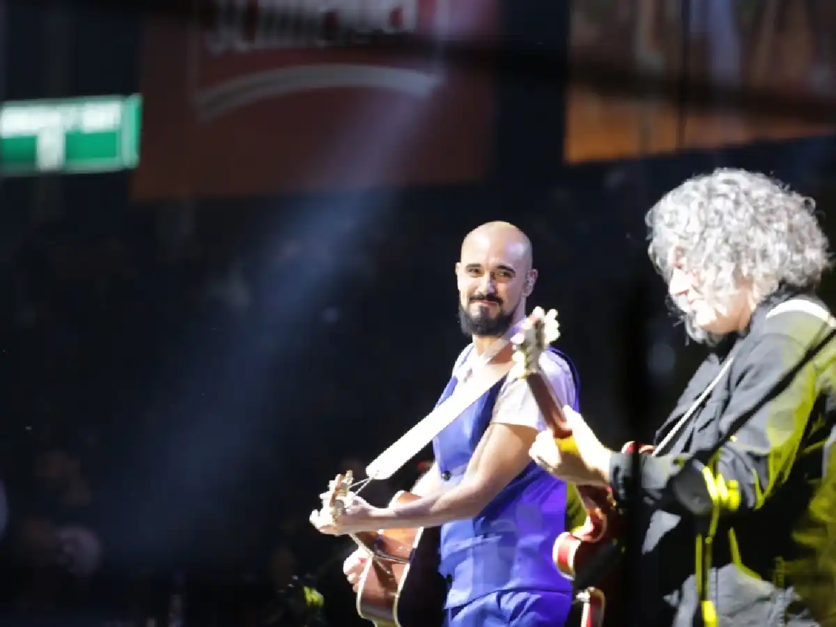 Abel Pintos dejó atrás la polémica con un show soberbio 