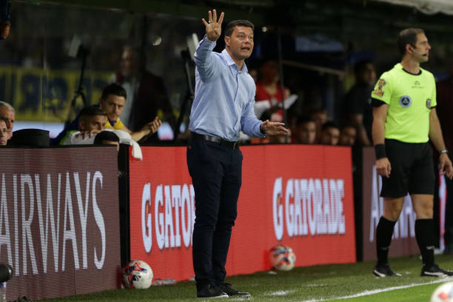 Boca se mide con Universidad de Chile