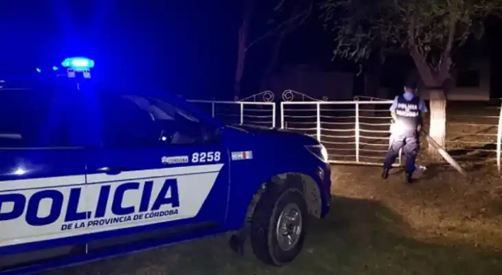 Desarticularon una fiesta clandestina con 200 personas en una zona rural