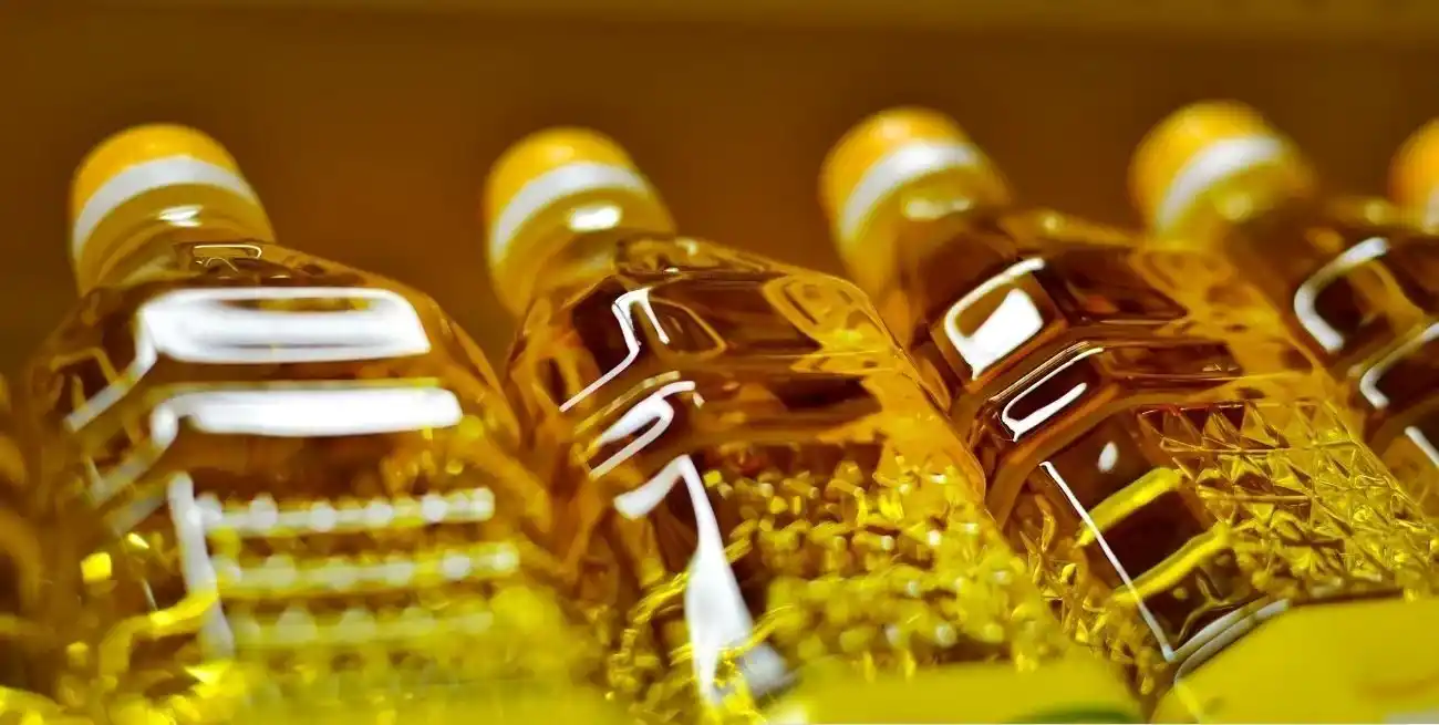 La Anmat prohibió un aceite de girasol falsificado de una reconocida marca nacional