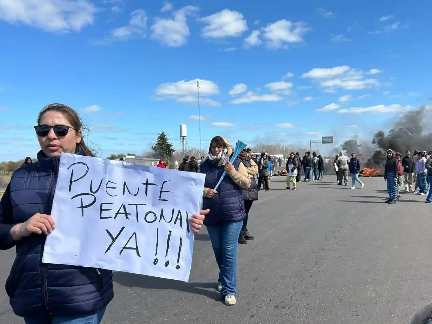 Vecinos de Paso de la Laguna exigen un puente peatonal tras la habilitación de un nuevo tramo de la autovía RN 18
