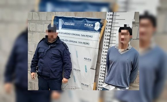 Policía atrapó a conocidísimo ladrón que trepó muros y se llevó un buen botín de una oficina