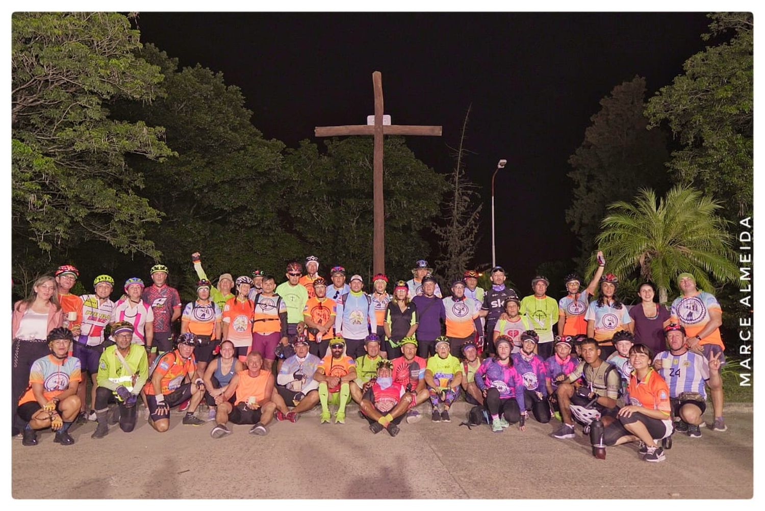 Los ciclosperegrinos del Vía Crucis Formoseño “Monseñor Scozzina”.