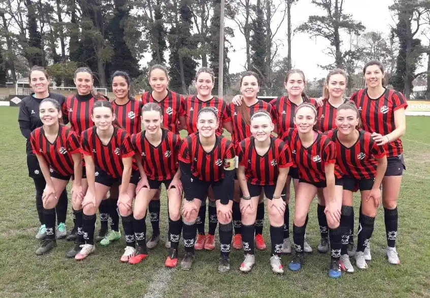 FOTO LIGA TANDILENSE DE FÚTBOL Independiente ganó en la primera fecha.