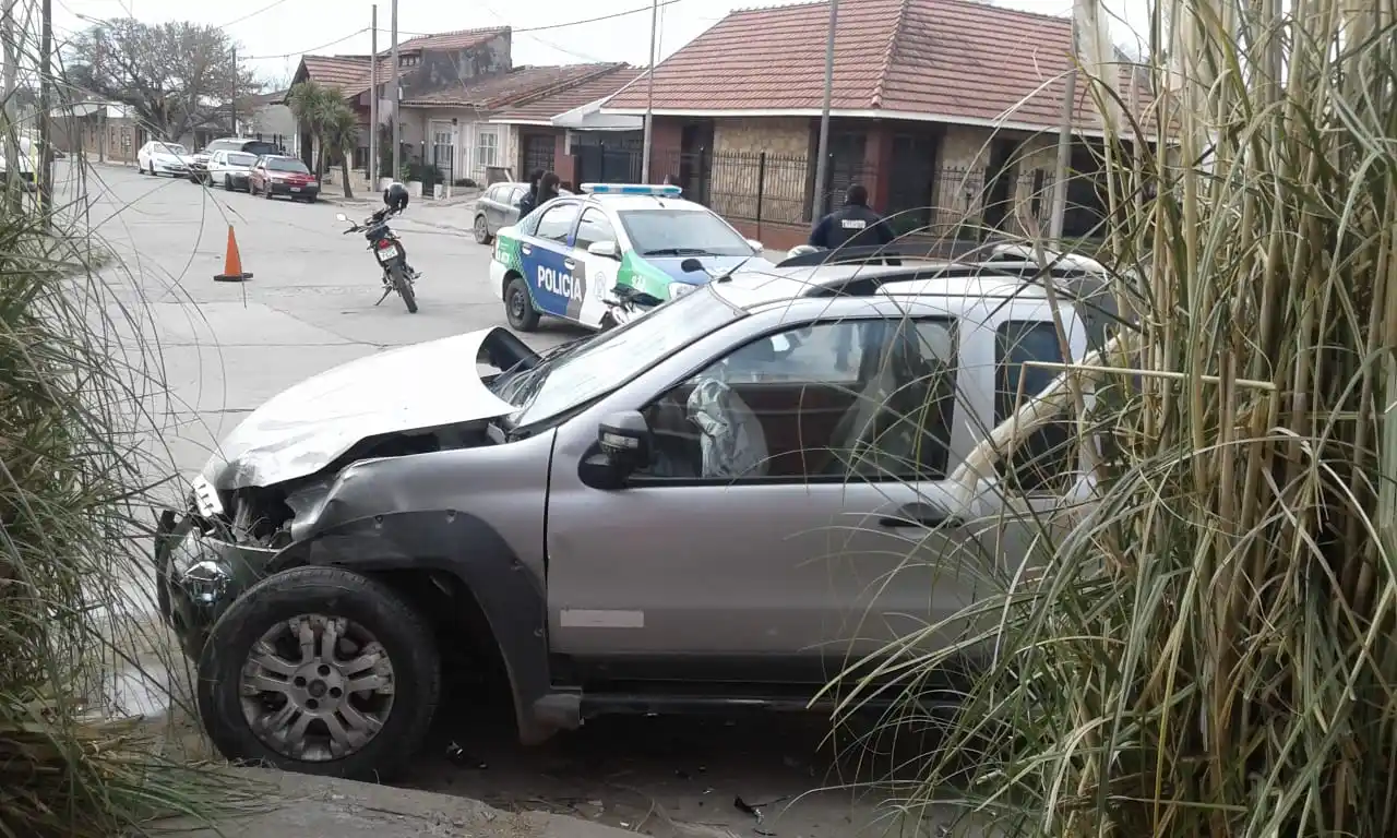 Un hombre resultó herido tras chocar en 57 y 40