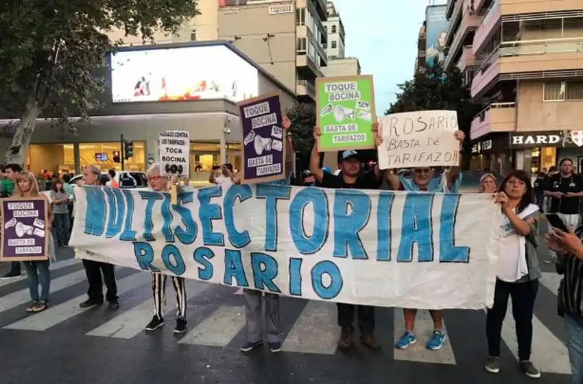 Nueva manifestación contra el aumento de tarifas en Rosario