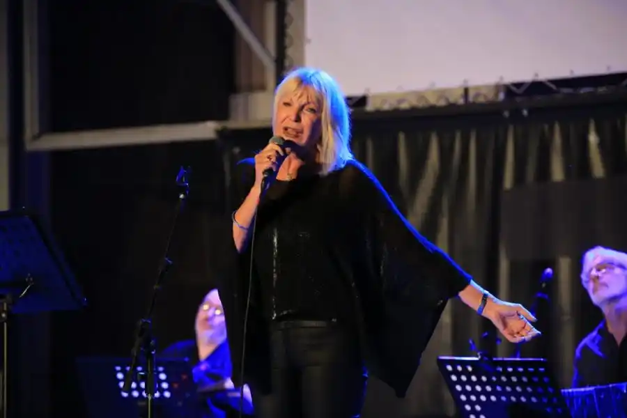 La Orquesta Municipal de Tango realizará dos selecciones junto a los cantantes María Herminia Grande y Javier Migled de la ciudad de Rosario.