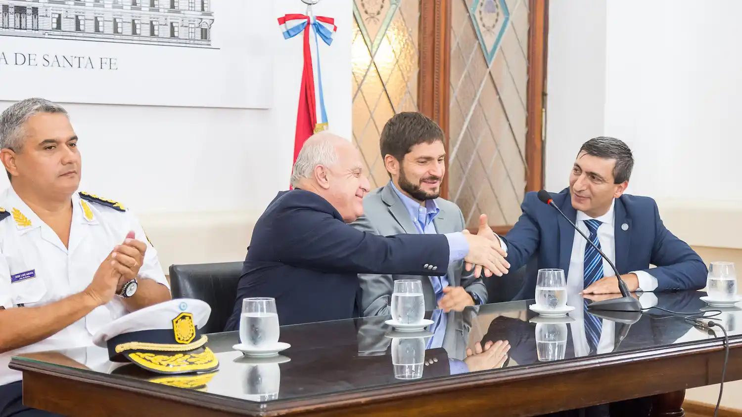 Lifschitz anunció la unificación de las Policías de Investigación