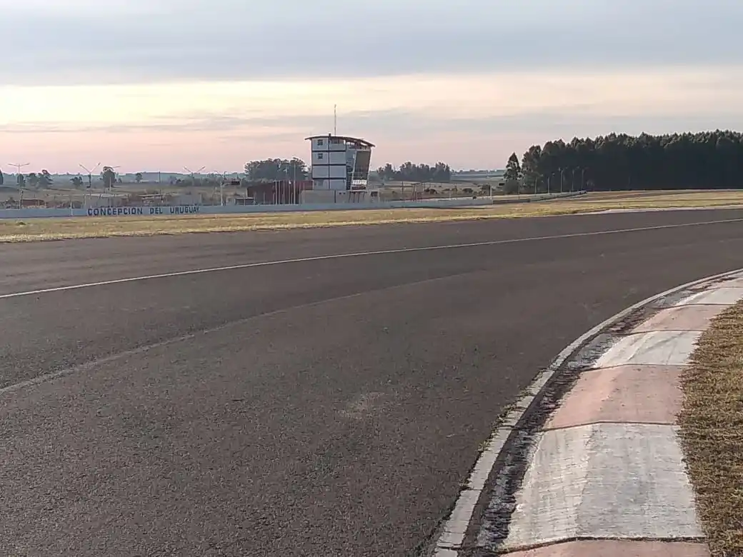 La FAE suspendió la temporada para las categorías del automovilismo provincial