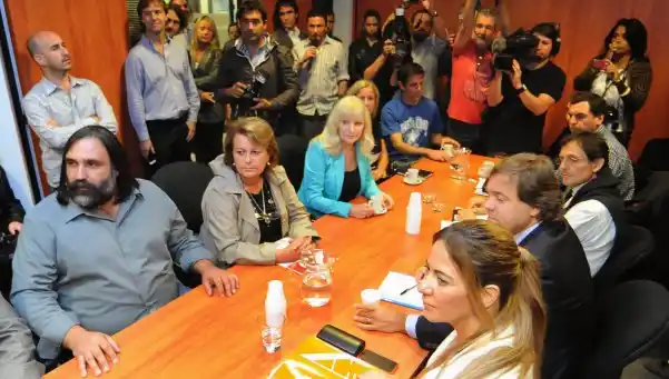 Paritarias 2015: Docentes bonaerenses analizarán con las bases la oferta de Scioli