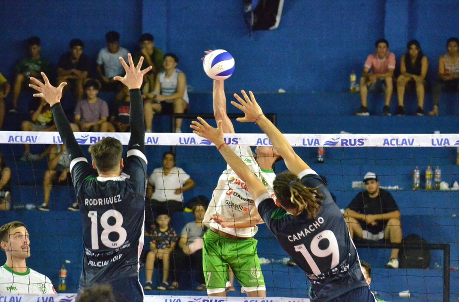 Once Unidos tropezó en el primer partido del tour