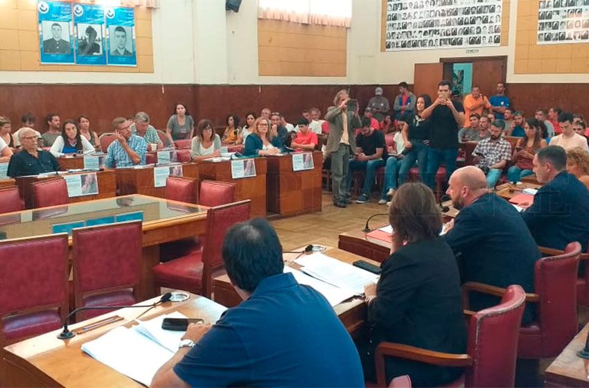 Concejales postergaron el cobro de sus aguinaldos