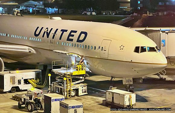 Efecto Elon Musk: United Airlines suspende su inversión publicitaria en Twitter