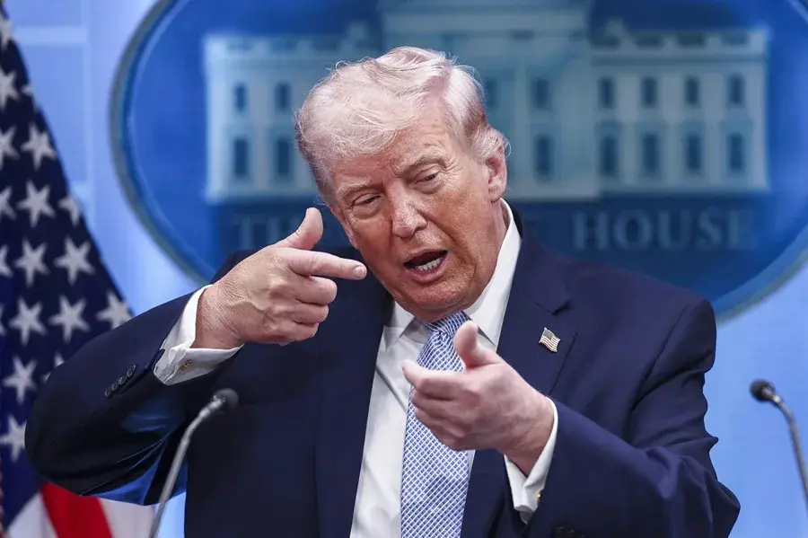 Trump amenaza con una ofensiva mayor si no se cumple el acuerdo