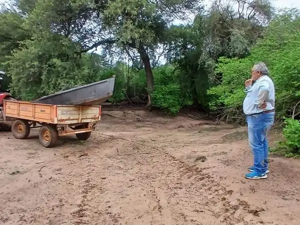 Nacif reforzó la asistencia a vecinos de zonas
afectadas por la crecida del río Bermejo