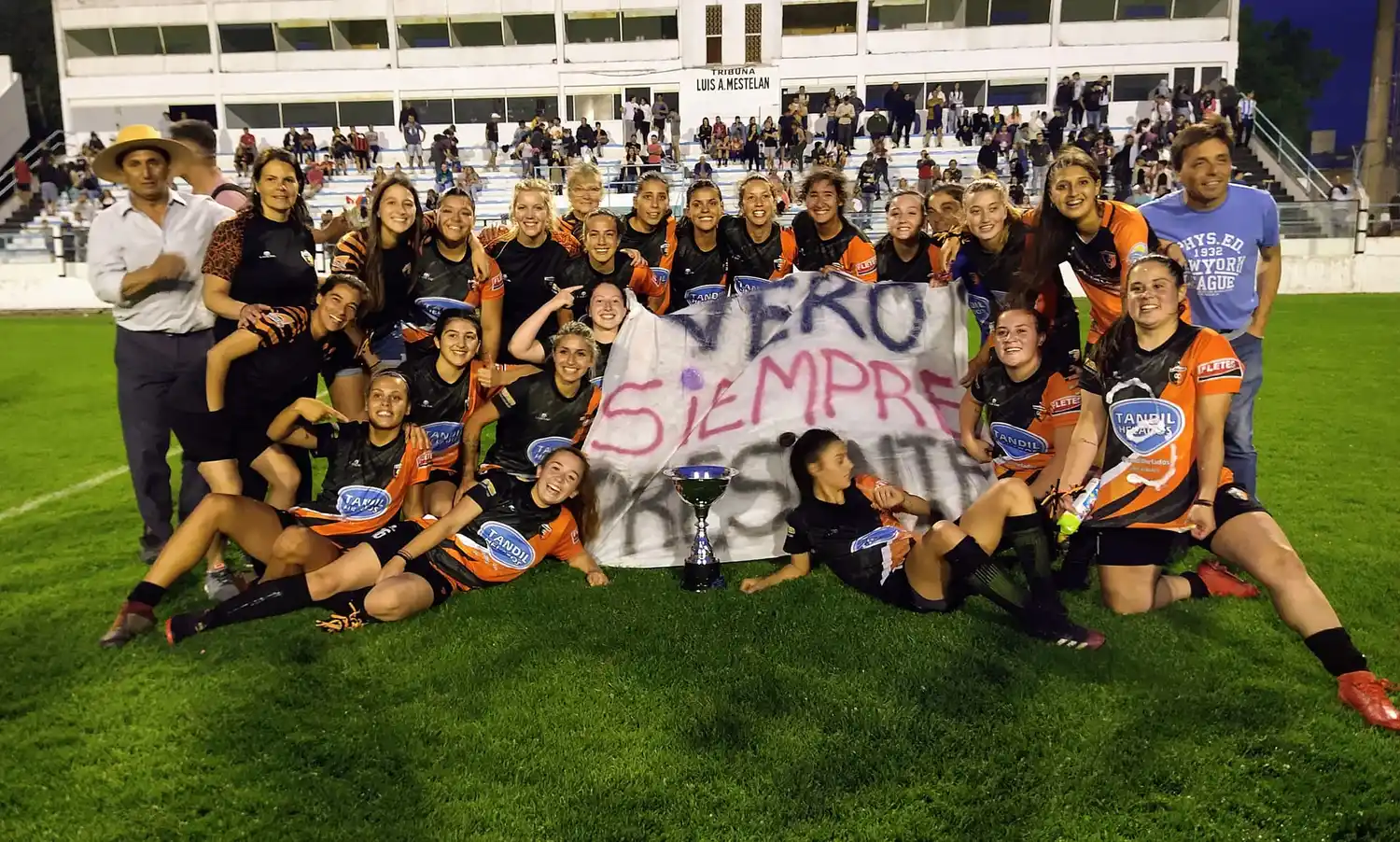 FOTO LIGA TANDILENSE DE FÚTBOL El Potrero pisó fuerte en la final del Clausura.