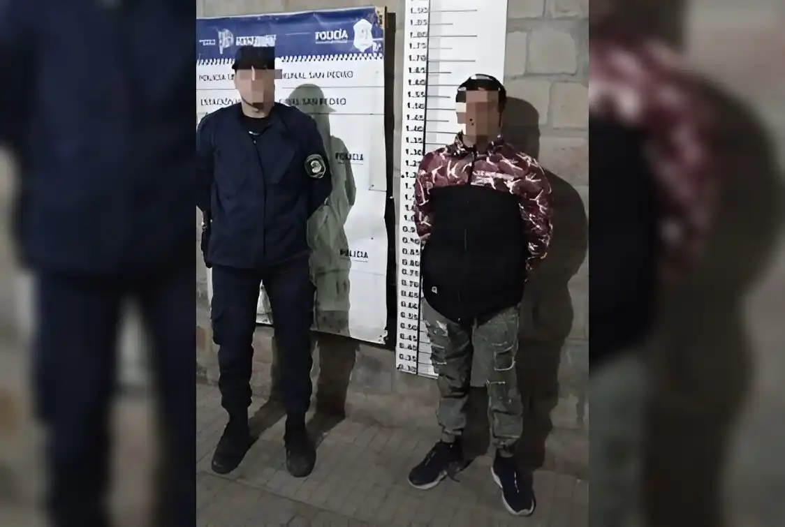 El detenido fue alojado en una celda de la Comisaría.