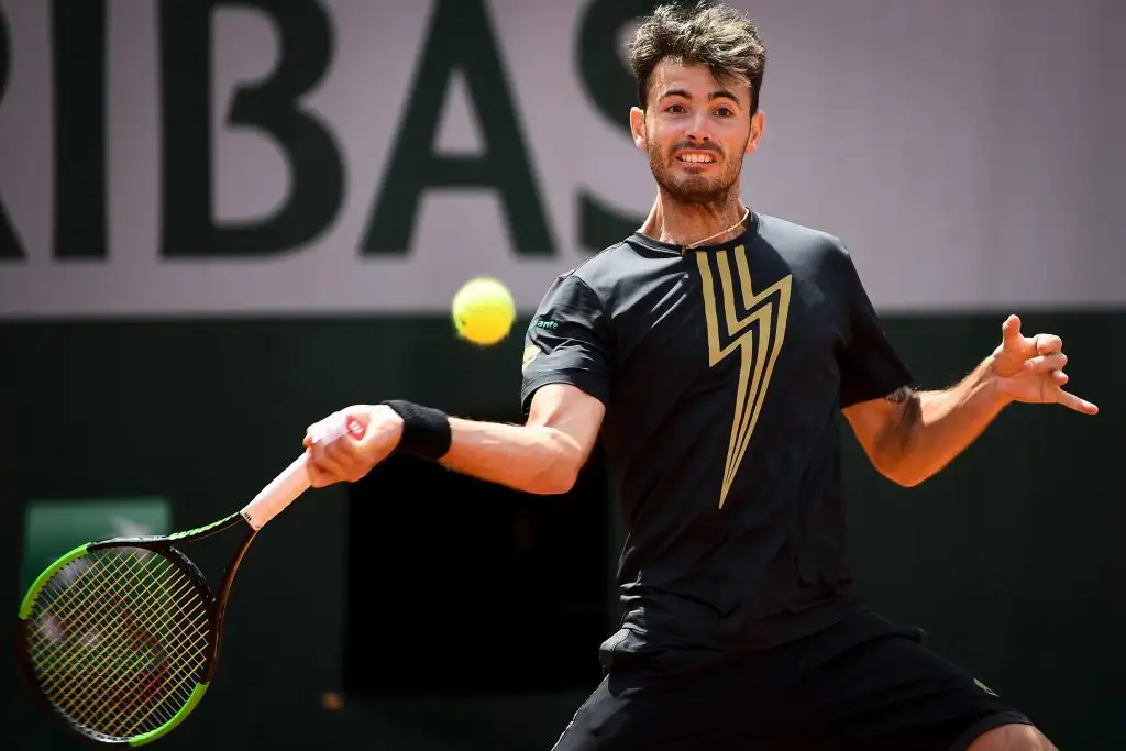 Lóndero dio otro paso superando a Gasquet