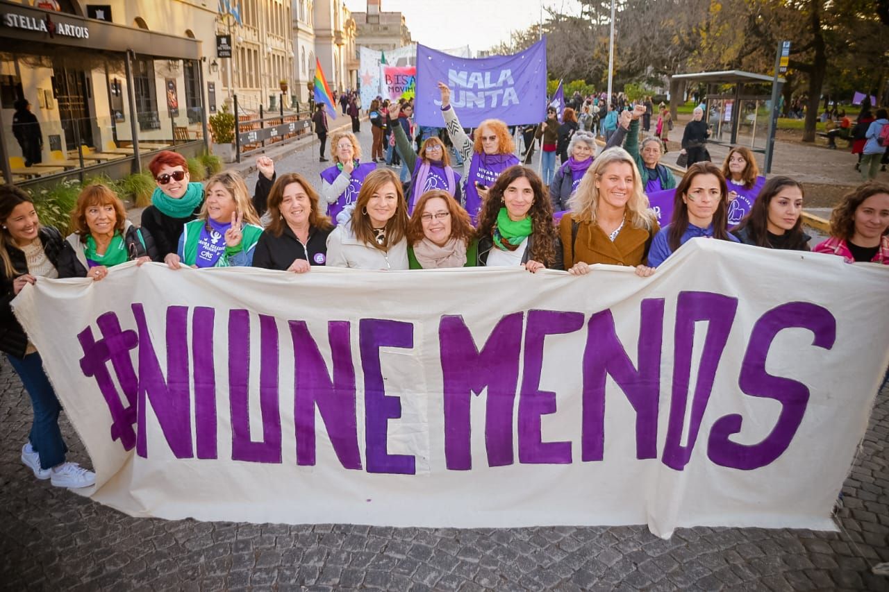 Estela Díaz encabezó en Tandil el acto por el 8° aniversario del 'Ni una menos': Pidió "mas organización feminista"