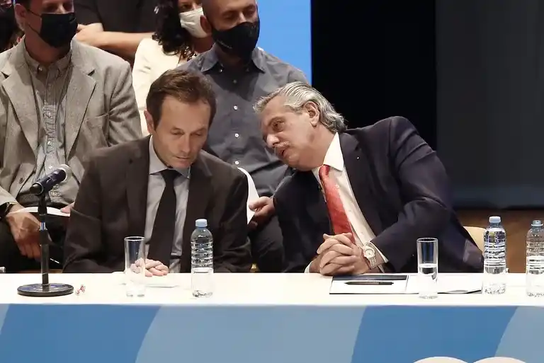 El Gobierno anunció que promueve un “pacto para el buen uso de las redes sociales, que dejen de intoxicar el espíritu de