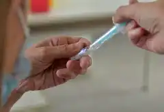 La ANMAT autorizó la utilización de la vacuna Sinopharm para mayores de 60 años