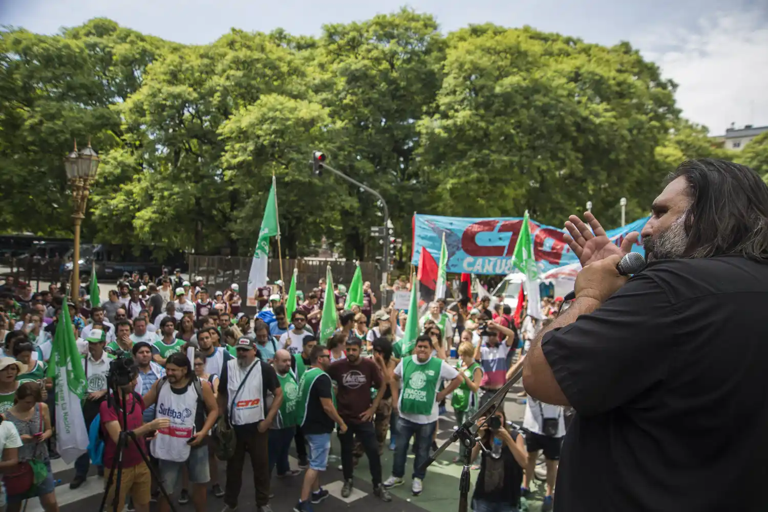 Los gremios docentes adelantaron que en estas condiciones, no empiezan las clases