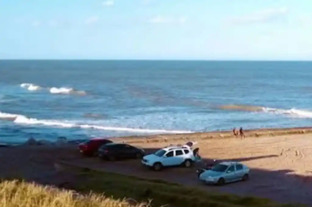 Hallaron muerta a una mujer en la playa