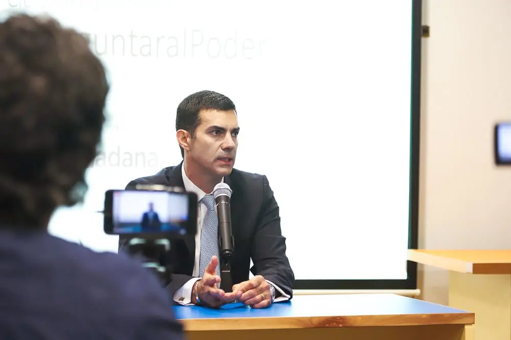 "A la Argentina, hoy no le está creyendo nadie", asegura Juan Manuel Urtubey