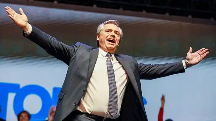 Alberto Fernández, el hombre  que se halla solo y desespera