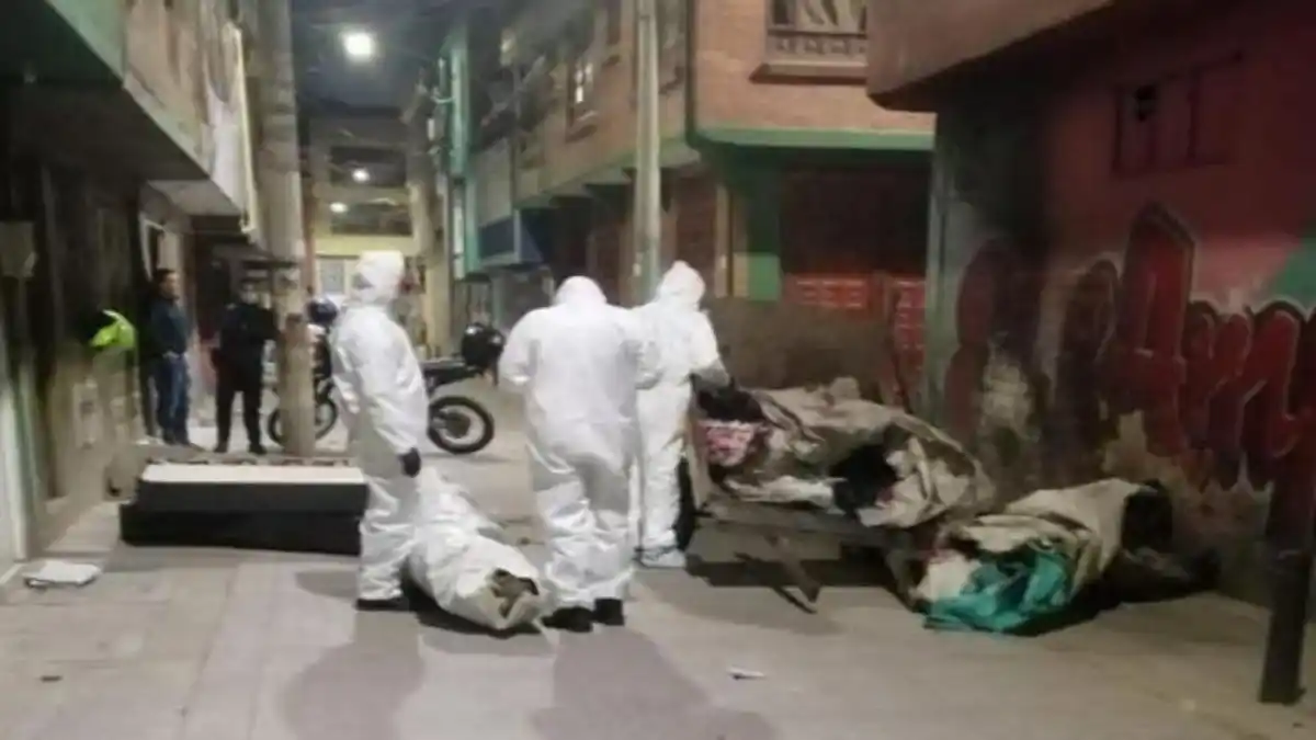 ¿SERÁ EL TREN DE ARAGUA? Hallan los cadáveres embolsados de tres hombres en Colombia